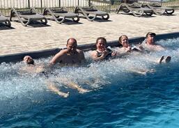 Na koupališti v Ostrově